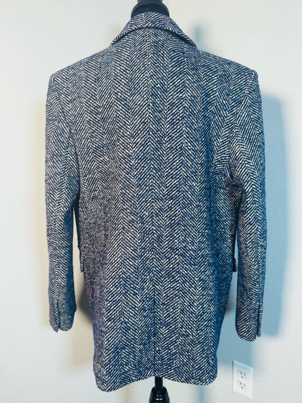 NWT Banana Republic Blazer Jacket in Herringbone Navy Italian Wool Blend US M - Picture 4 of 10